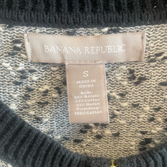 Banana Republic Pebbled Grey Zip-up Sweater Size S - Picture 2 of 3